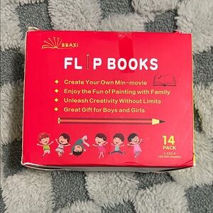 BBAXI Flip Books, great condition, 14 pack